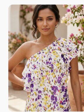 NWT SAKS FIFTH AVENUE whimsical garden Top